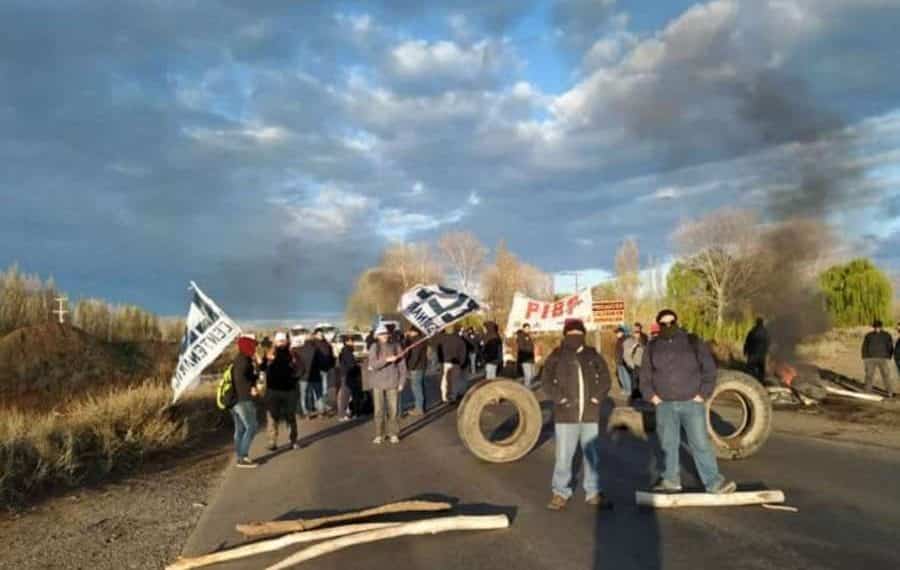Trabajadores de la planta PIAP volvieron a la Ruta 22