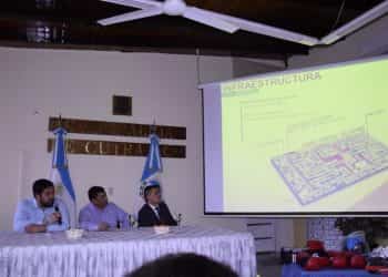 Asfalto, luminarias y sendas peatonales para barrios de Cutral Co