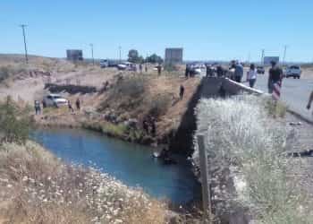 Arroyito: cayó un auto desde la Ruta 22 a un canal