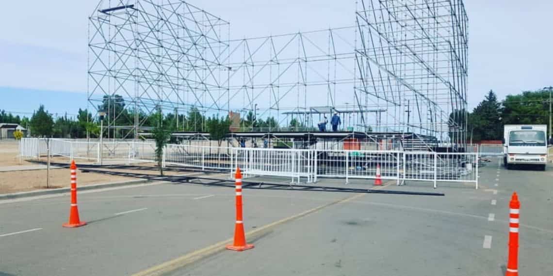 El escenario de Cutral Co espera por Abel Pintos. ¡Falta un día!