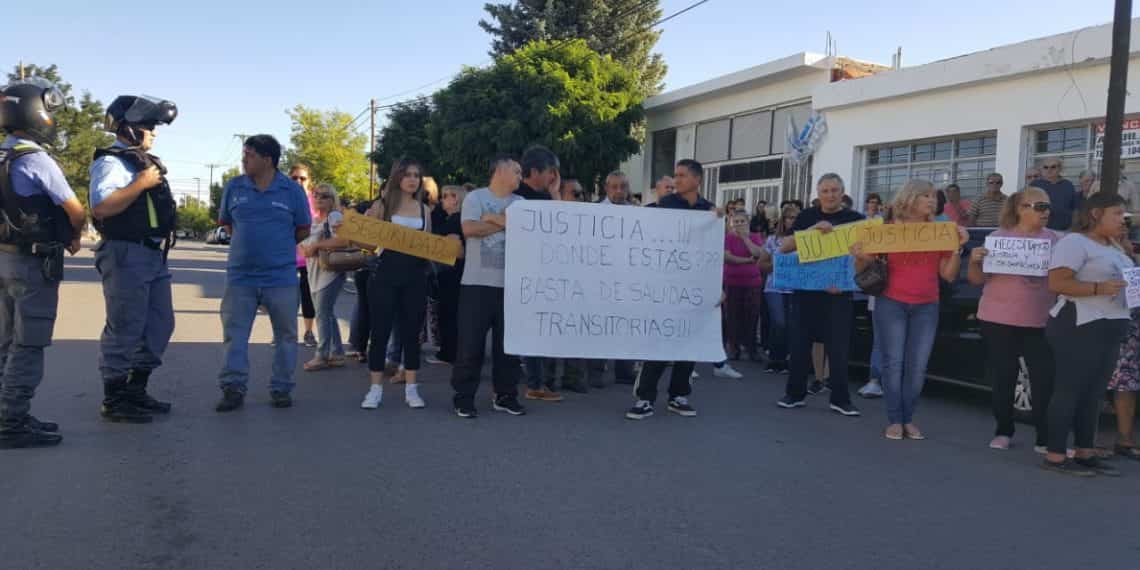 Marcharon en reclamo de justicia por el homicidio de la abuela en Cutral Co