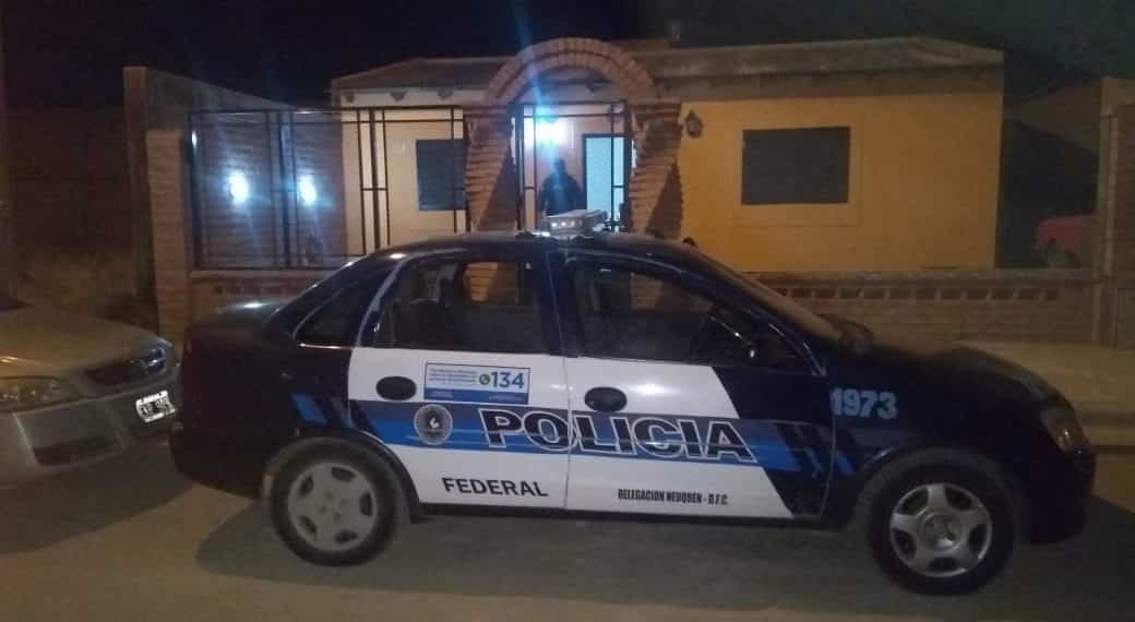 Desbaratan un local de prostitución de mujeres en Plaza Huincul