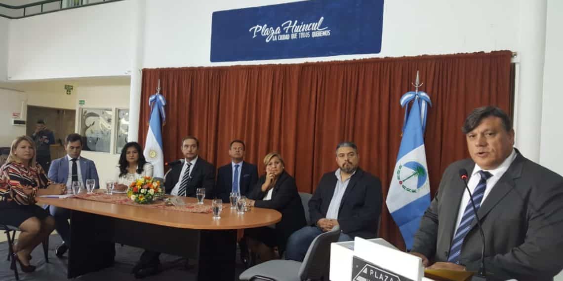 Giannattasio se despidió agradeciendo el “aguante” y pidiendo “disculpas por los errores”.
