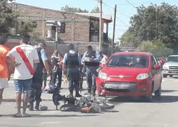 Adolescente chocó con la moto y no quiso ser atendido