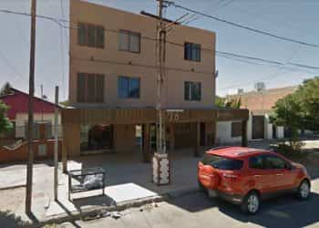 Encontraron muerto a un hombre en un hotel residencial de Cutral Co