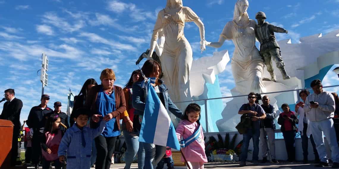 Cutral Co recordó a veteranos y caídos de Malvinas con un emotivo acto