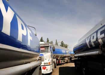 En Huincul no permitirán el estacionamiento de los camiones con cargas de combustibles