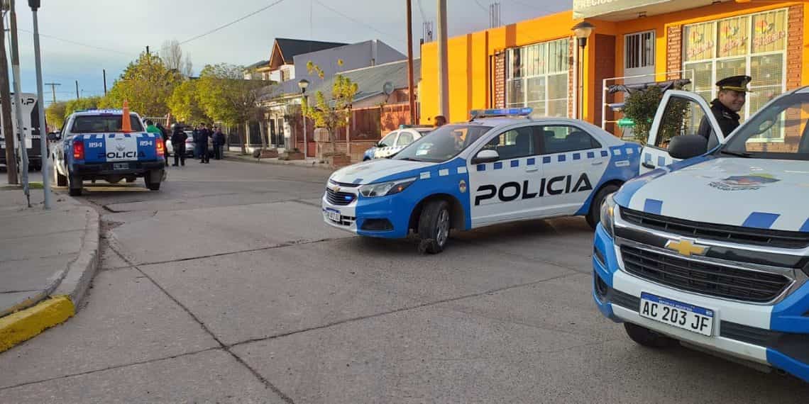 Un conflicto familiar terminó en amenazas y allanamientos en el barrio 25 de Mayo