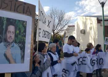 Víctimas de tránsito: Pidieron justicia por Jorge Castro en Plaza Huincul