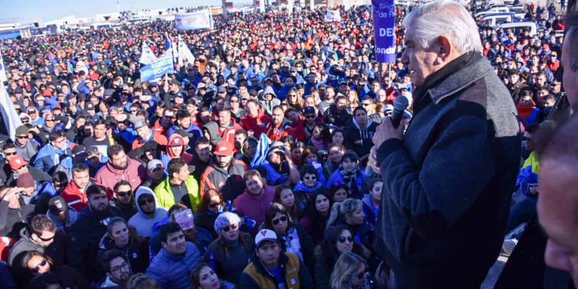 Pereyra prometió a los trabajadores luchar contra la reforma laboral