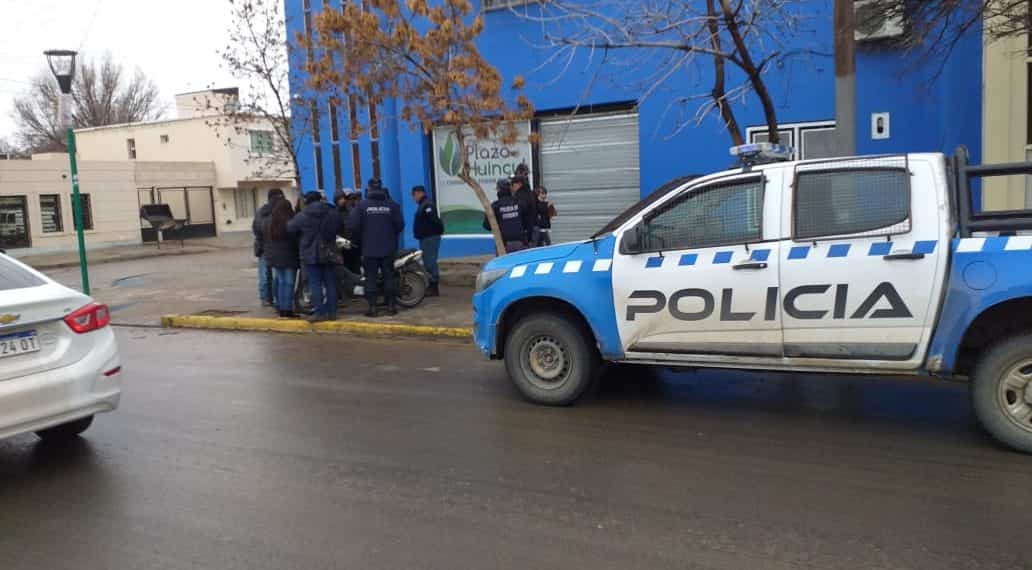 Monotributistas de Plaza Huincul exigieron pagos atrasados