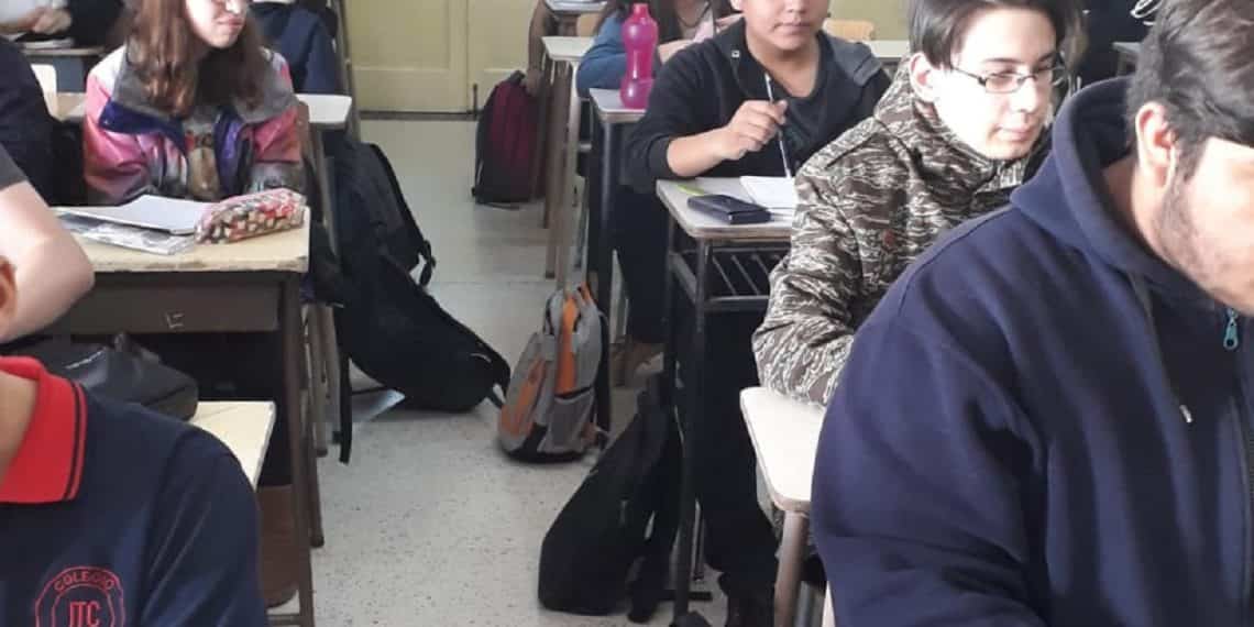 Estudiantes de la EPET 10 y el CPEM 6 en las Olimpíadas de Matemáticas Argentinas