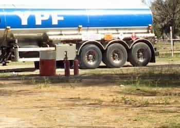 Camión que transportaba metanol de Huincul alertó a todo General Alvear