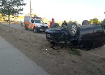 Un conductor volcó en Plaza Huincul