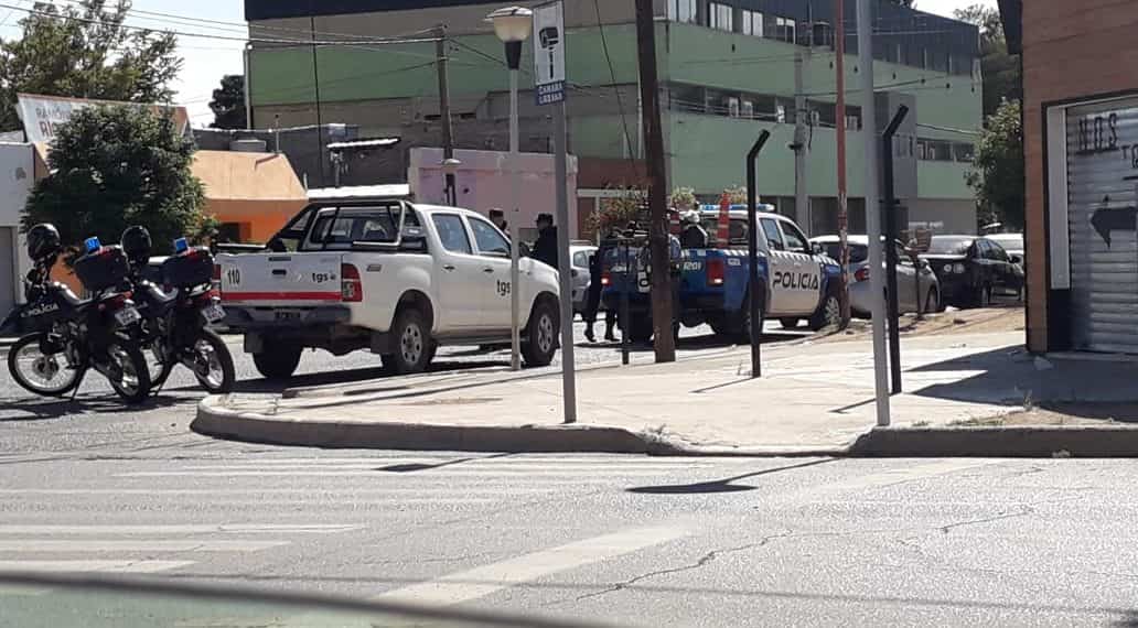 Cutral Co: Un motociclista fue embestido por una camioneta