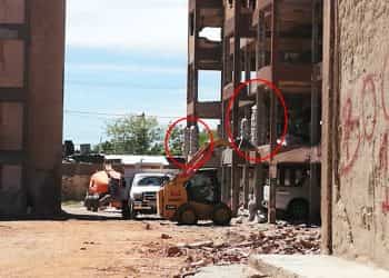 Ya están instaladas las cargas para demoler el C9 del barrio Belgrano de Cutral Co