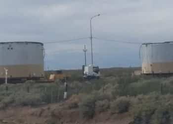 Salieron tres tanques petroleros desde Plaza Huincul y habrá demoras