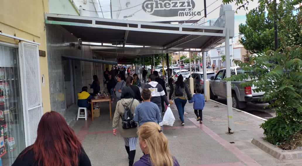 La ropa fue lo más buscado en las compras navideñas de Cutral Co