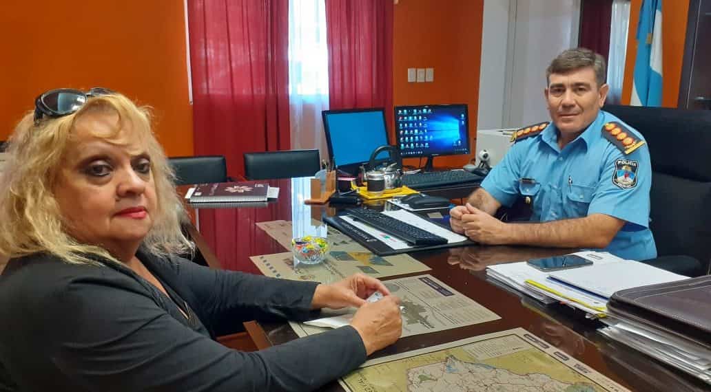 Jefe de Policía se comprometió a mantener abierta la Oficina de Violencia en Huincul
