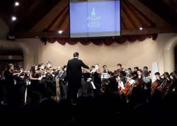 Integrantes de la Orquesta de los Chicos se sumaron al festival de los Siete Lagos
