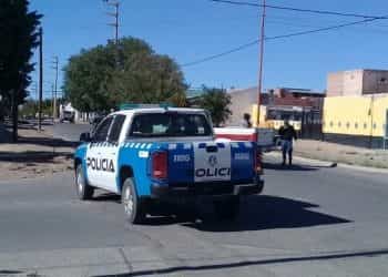 Chocaron frente a la sede del barrio Pampa en Cutral Co