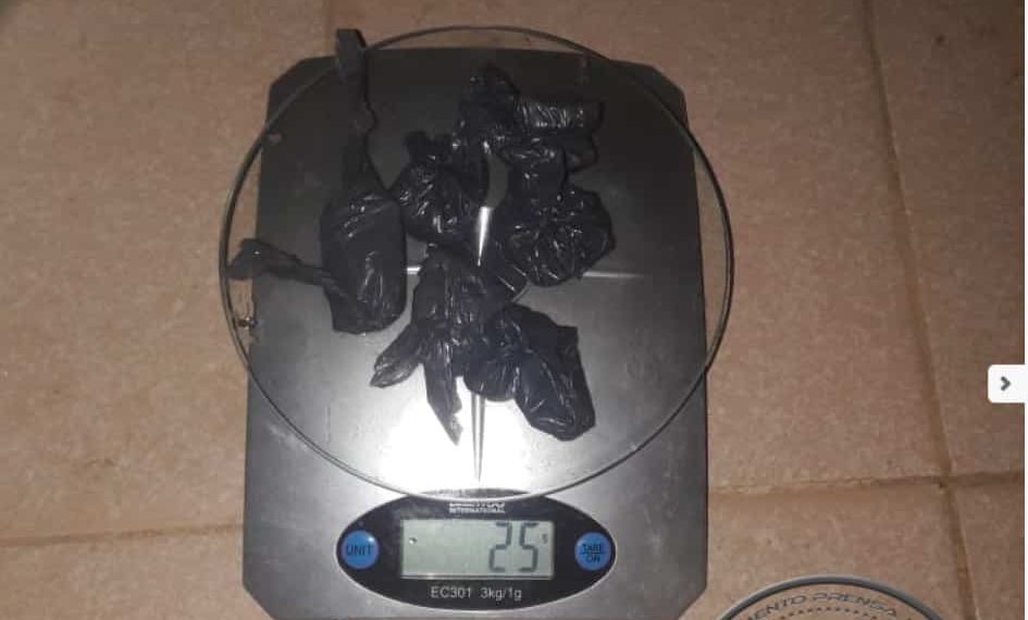 Secuestraron droga y armas en un operativo que incluyó Cutral Co, Neuquén y Misiones