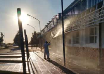 Servicios Públicos de Cutral Co fumigó la terminal de ómnibus y el centro comercial
