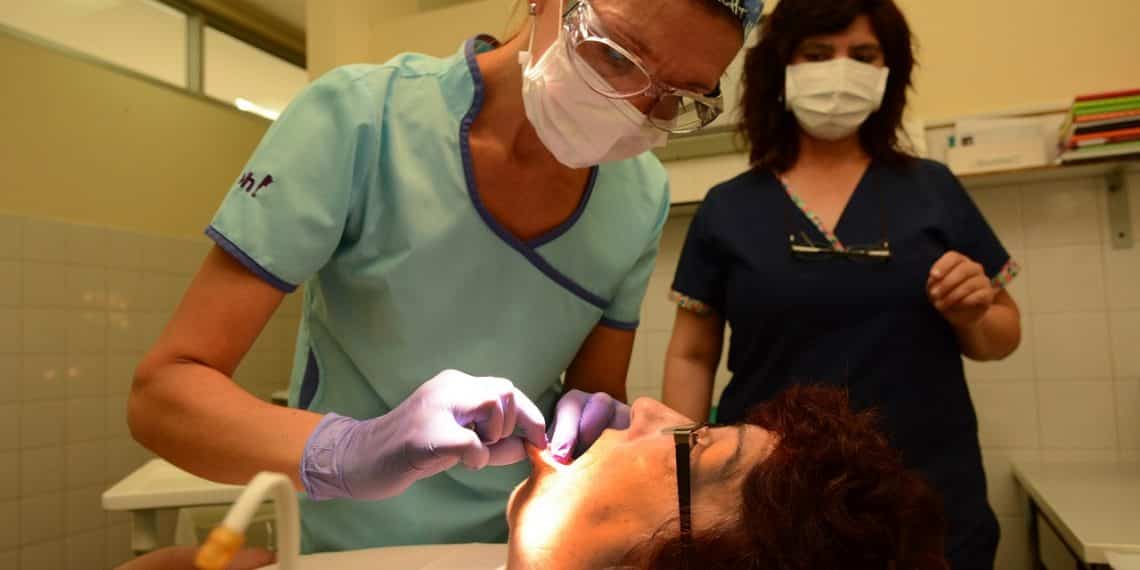 Odontología en salud pública: sólo se atienden urgencias