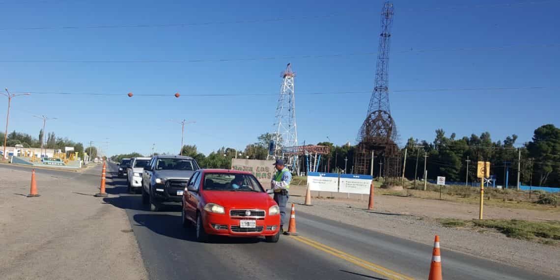 Están en marcha los controles al ingreso de Cutral Co y Plaza Huincul
