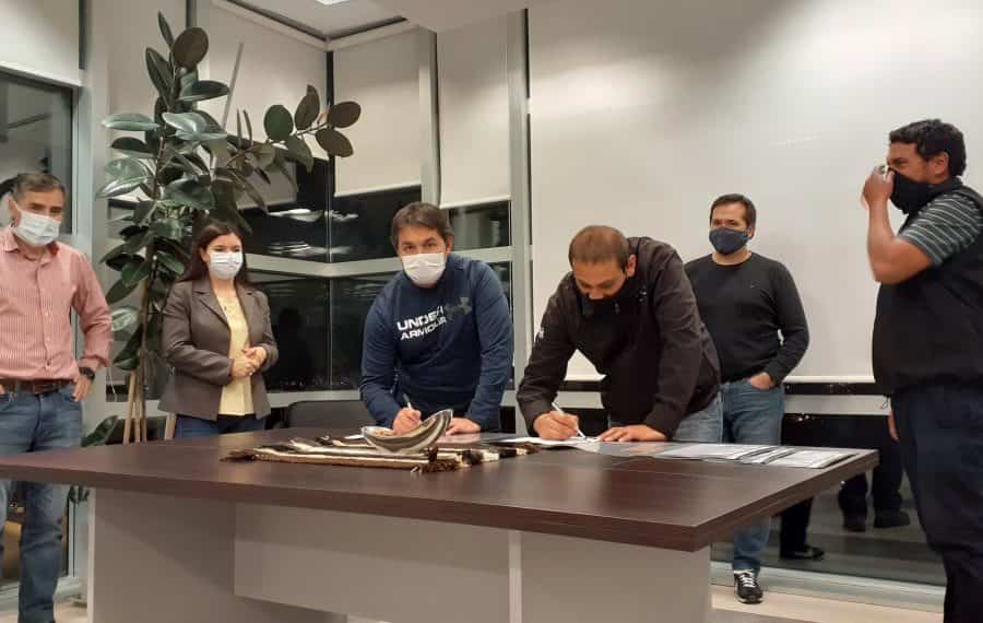Hubo acuerdo y los mineros levantaron el corte de la ruta 22 en Arroyito
