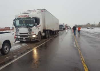 Ruta 22: el tramo Cutral Co – Zapala está complicado por el temporal
