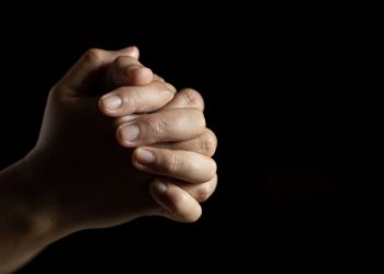 Realizan una cadena de oración por Antonella, una joven vecina de Cutral Co