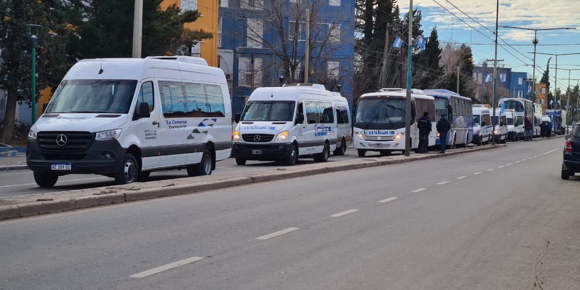 Transportistas de Cutral Co y Plaza Huincul reclaman que se proteja el trabajo local