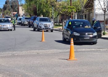 Cutral Co y Plaza Huincul: rigen las restricciones para circular hasta el lunes inclusive