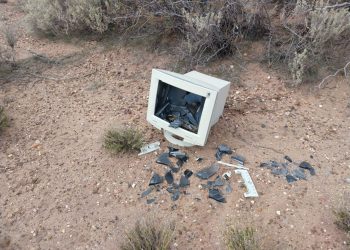 Dueños de “Las Canteras” cerraron el predio por la contaminación con basura
