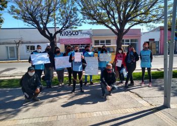 Somos Barrios de Pie se movilizó hasta los Concejos Deliberantes de Cutral Co y Huincul