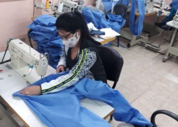 La Textil Municipal de Plaza Huincul sigue confeccionando