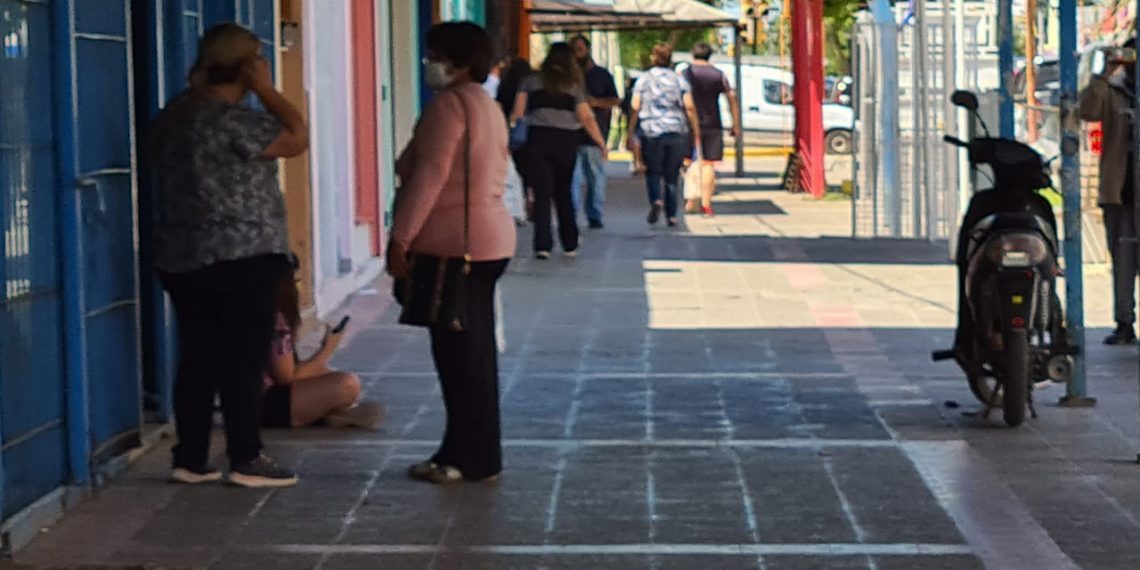 Cutral Co habilita extensión horaria y sin el DNI en comercios