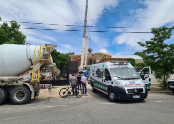 Cayó un trabajador desde 4 metros en una obra en Cutral Co
