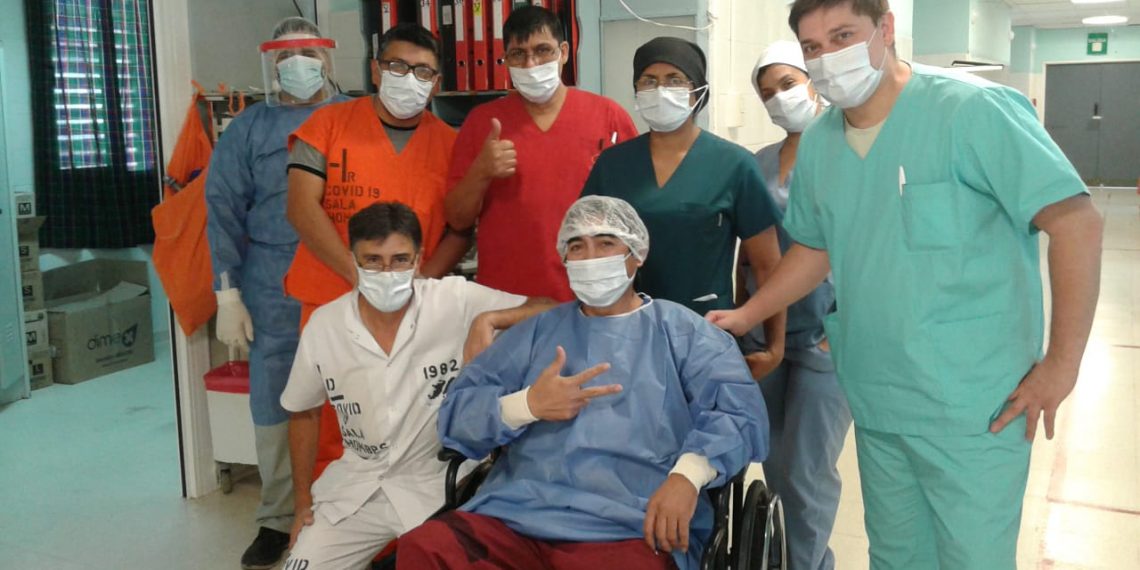 Cutral Co: después de un mes de pelear contra el Covid-19 “Tito” Urrutia volvió a casa