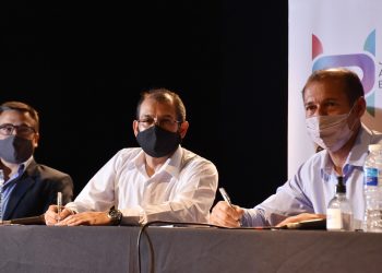 Gutiérrez respaldó el desarrollo del parque industrial en Plaza Huincul
