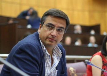 Caparroz contestó a Rioseco por el mantenimiento escolar de Cutral Co