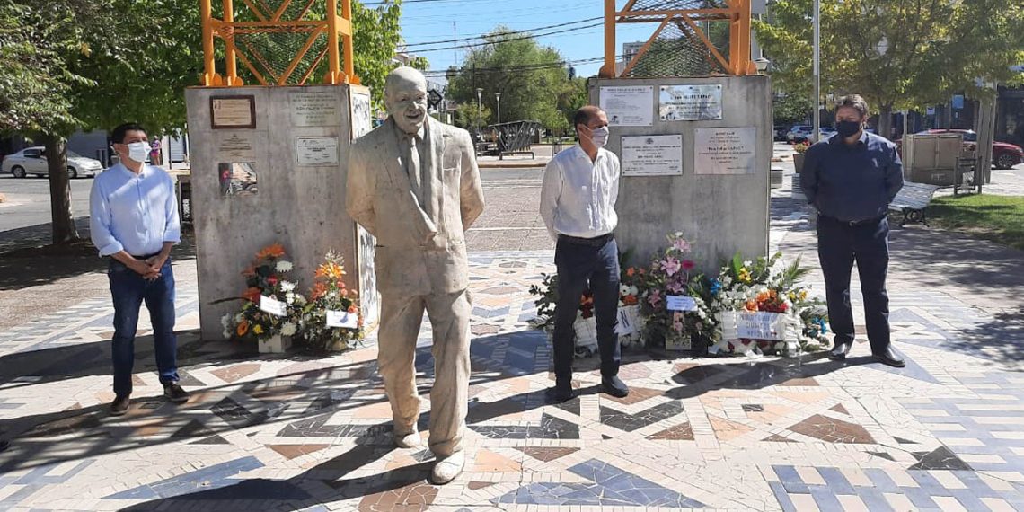 Neuquen: recordaron a Felipe Sapag en su cumpleaños 104