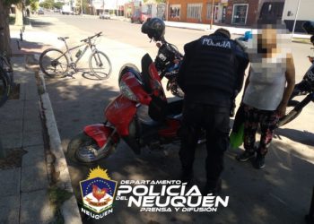 Cutral Co: Lo demoraron en un control por tratar de agredir a los policías