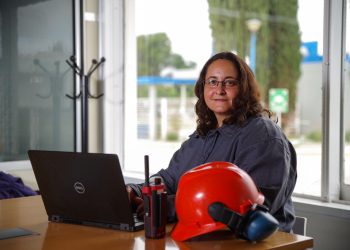 Mujeres petroleras: conocé la historia de Gabriela que trabaja en YPF y es de Huincul