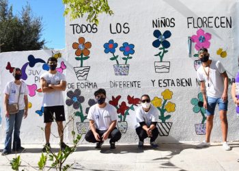 Plaza Huincul: pintaron un mural sobre la diversidad