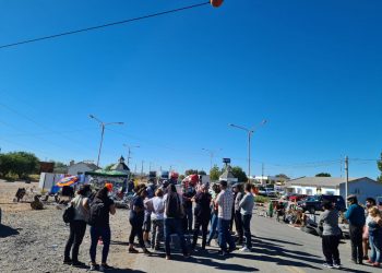 Conflicto de salud: volvió el corte total de la ruta 22 en Plaza Huincul