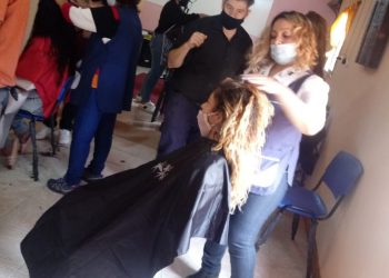 Habrá cortes de pelo gratuitos el viernes en Plaza Huincul