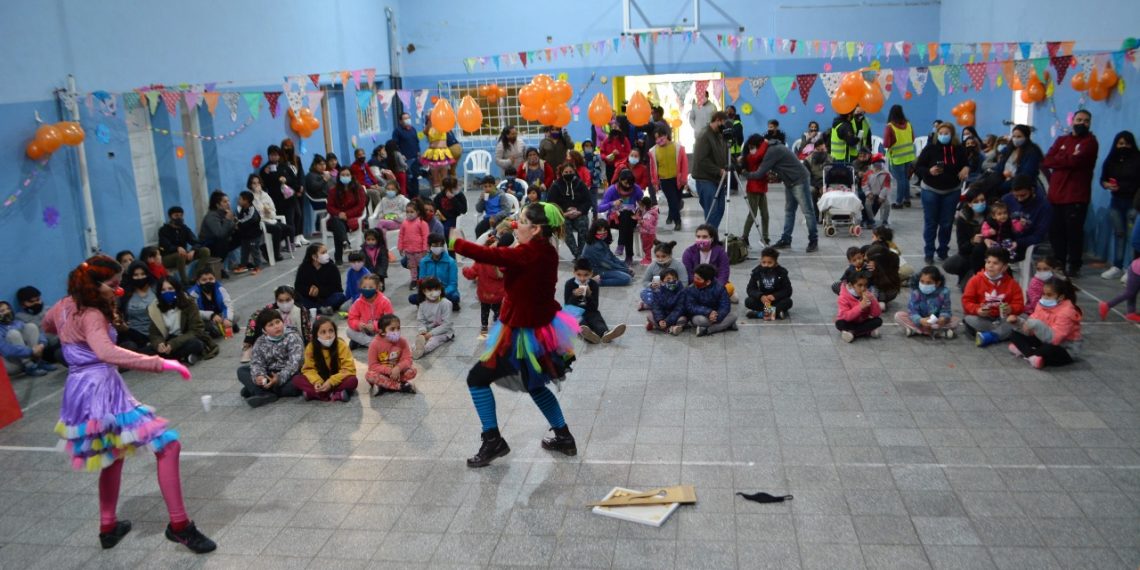 El barrio Aeroparque se vistió de festejos en el mes de las infancias