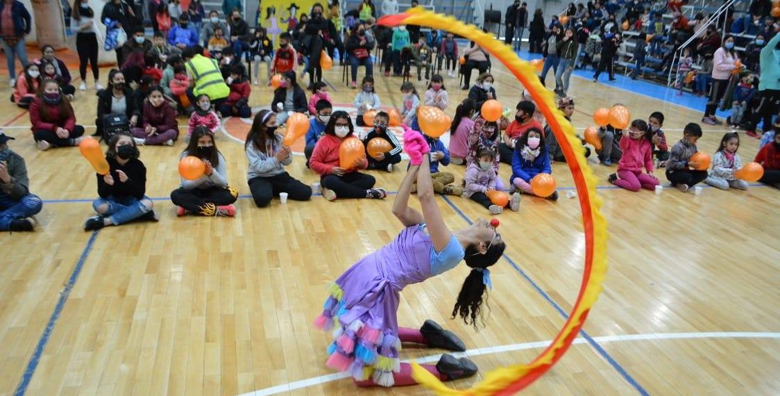 El día de las infancias se celebró a pleno con juegos en Cutral Co